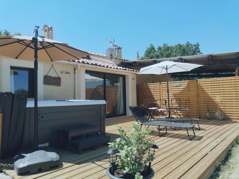 Gite De Charme Spa Privatif L'Oustau Di Tonin Malaucène Exteriör bild